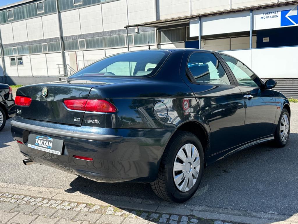 Alfa Romeo 156