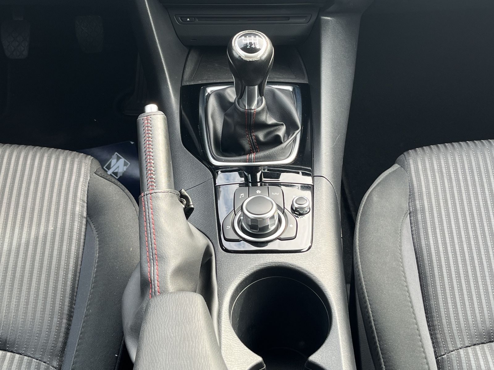 Fahrzeugabbildung Mazda 3 Sports-Line*SHZ*NAVI*XENON*HuD*