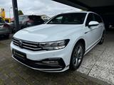 Volkswagen Passat Variant 2,0 TDI R-Line *StandHZ/LED/Digit - Volkswagen Passat Variant in Lübeck