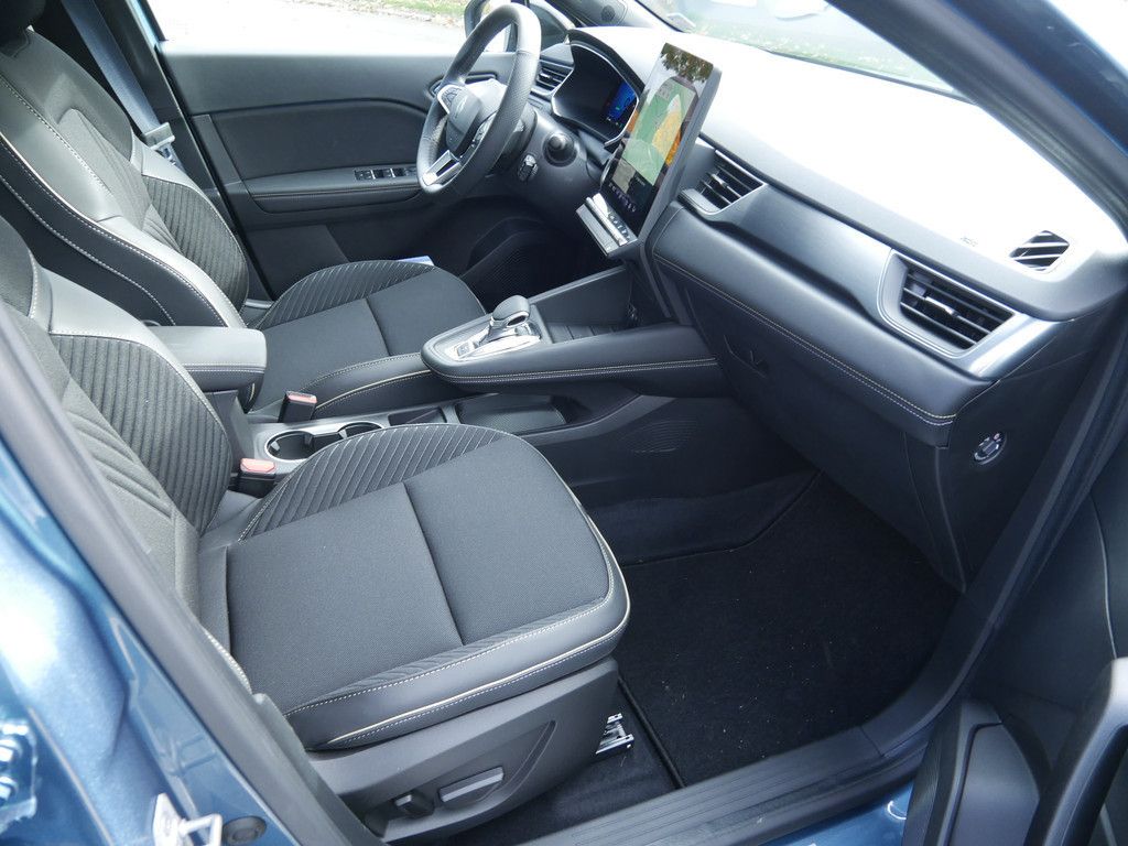 Fahrzeugabbildung Renault Symbioz Iconic E-Tech Full Hybrid 145