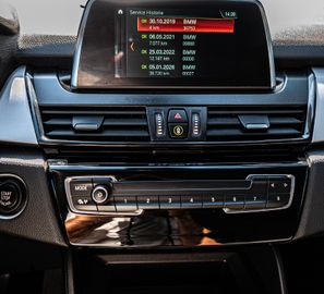 Fahrzeugabbildung BMW 218d Gran Tourer Advantage LED|NAVI|SHZ|BUSINESS