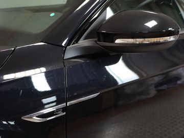 Fahrzeugverkauf 9 Volkswagen T-Roc 1.5 DSG R-Line Black AHK Pano Matrix Kame.