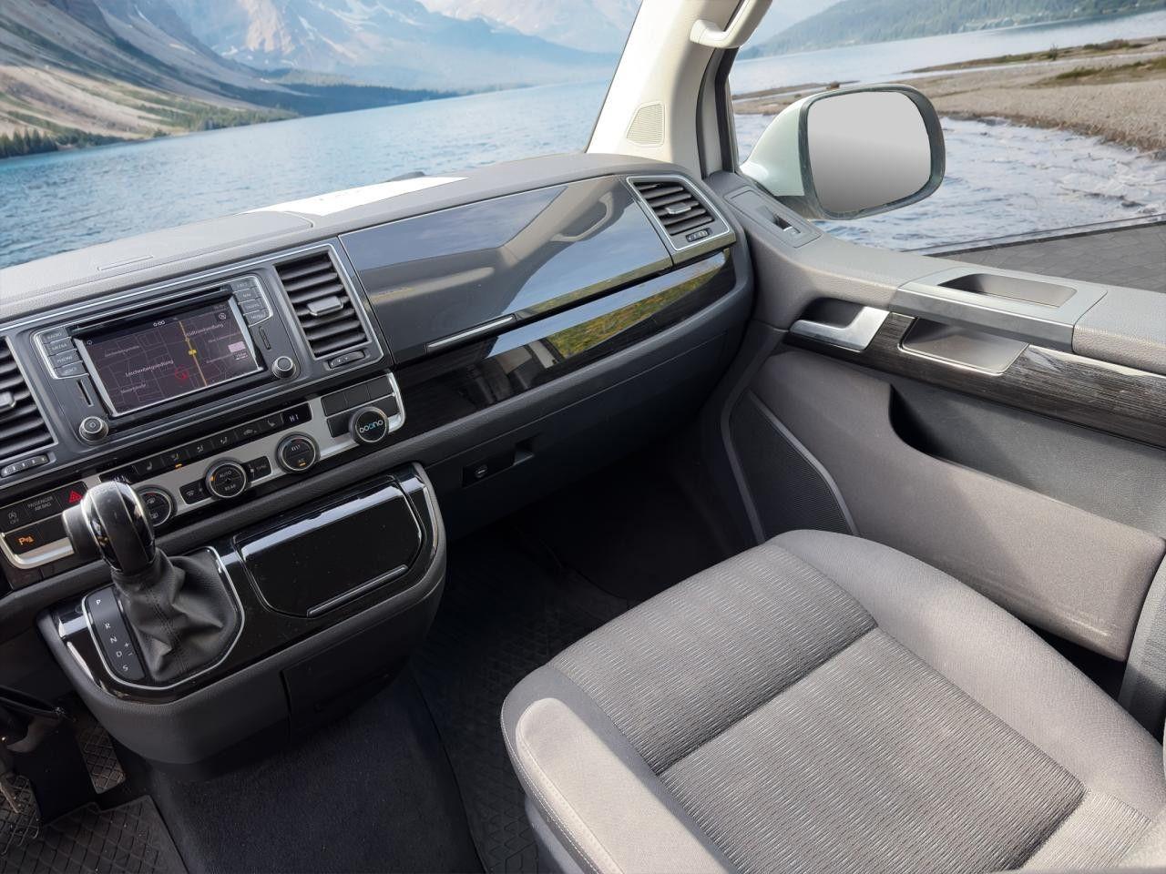 Volkswagen T6 Multivan langer Radstand DSG LED NAVI ACC