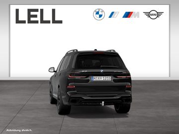 BMW X7 - 7