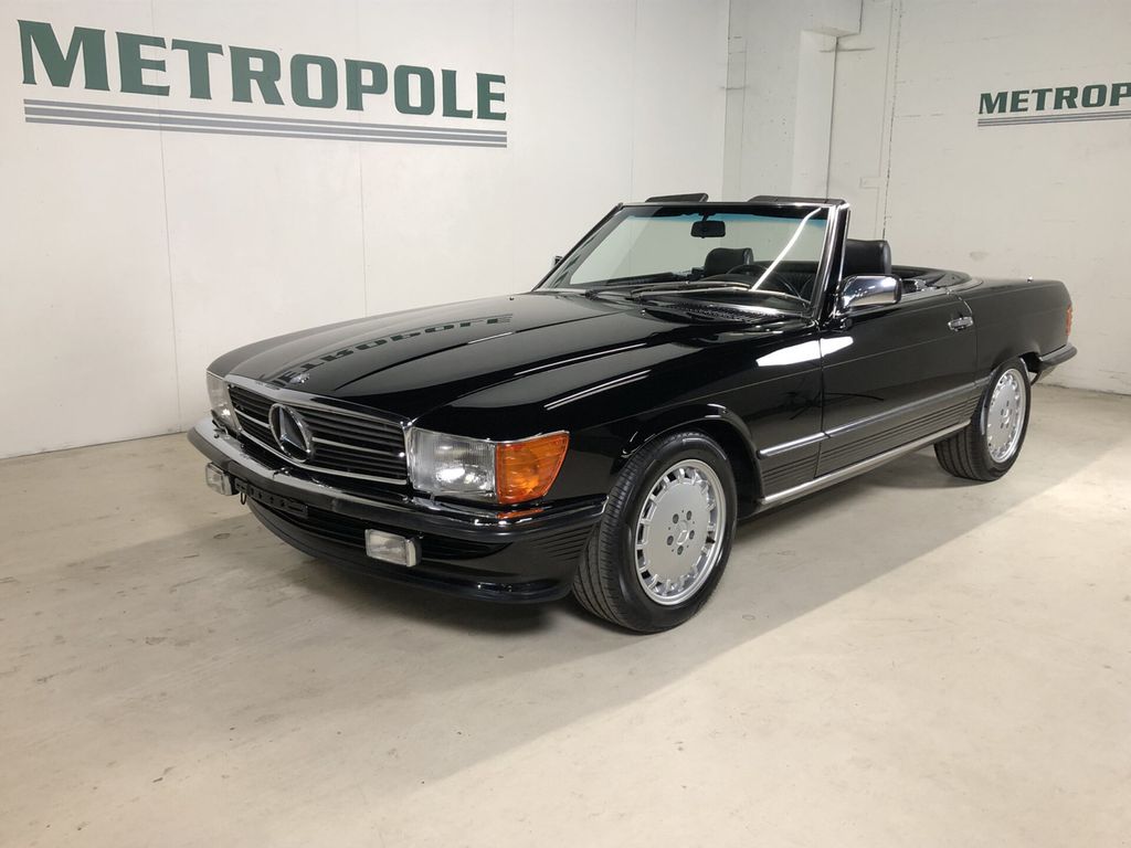 Mercedes-Benz SL 560