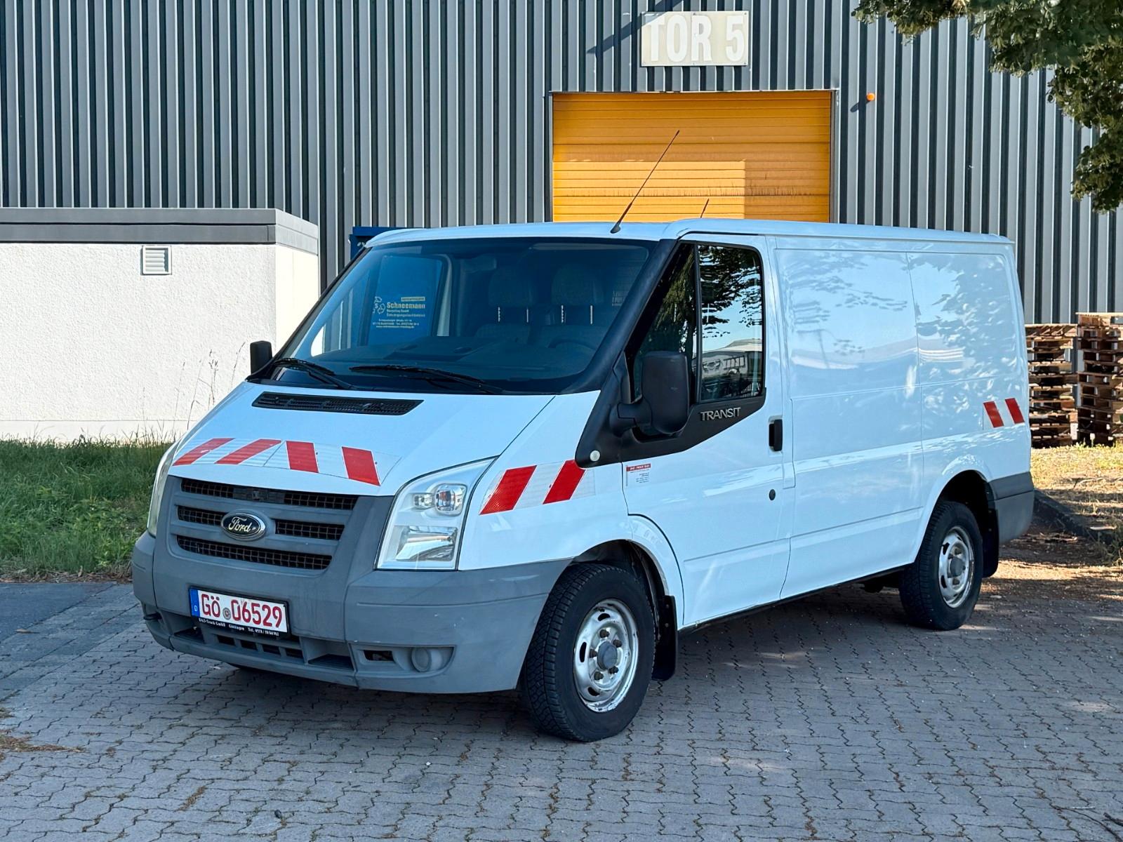 Ford TRANSIT 85T260 - 163 TKm - 4x2