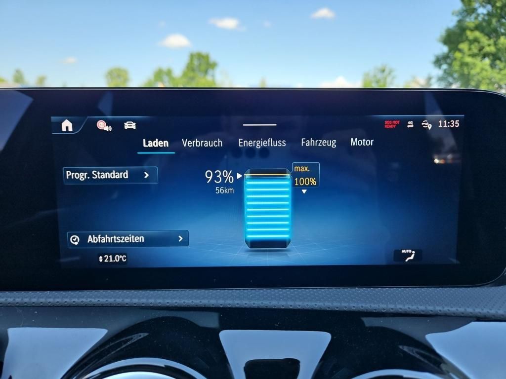 Fahrzeugabbildung Mercedes-Benz A 250 e ++SPECIAL-EDITION+AMG+MULTI+AHK+SOUND++