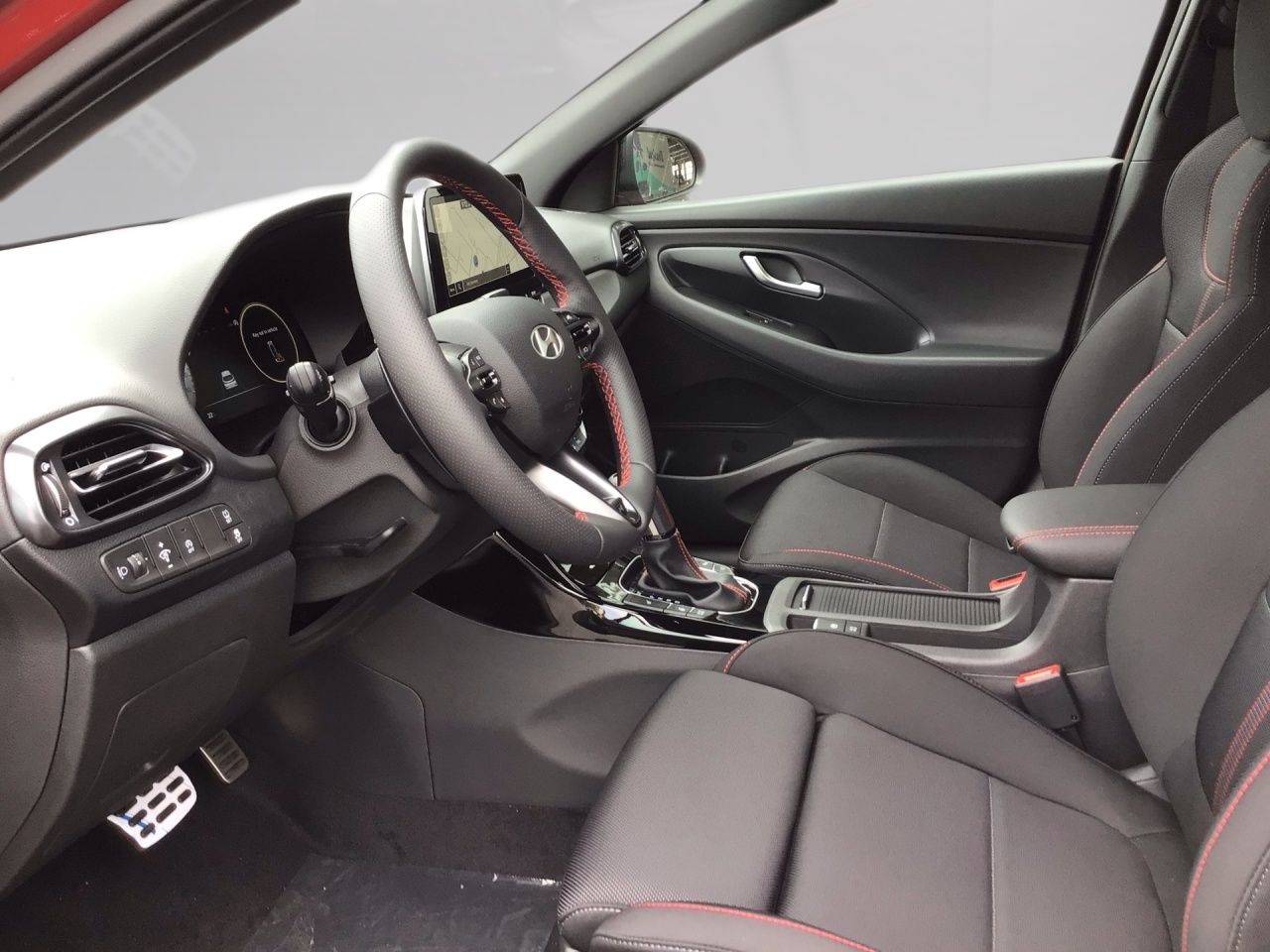 Fahrzeugabbildung Hyundai i30 N-LINE AUT DynLicht Kam. KeyLess KlimaA LED