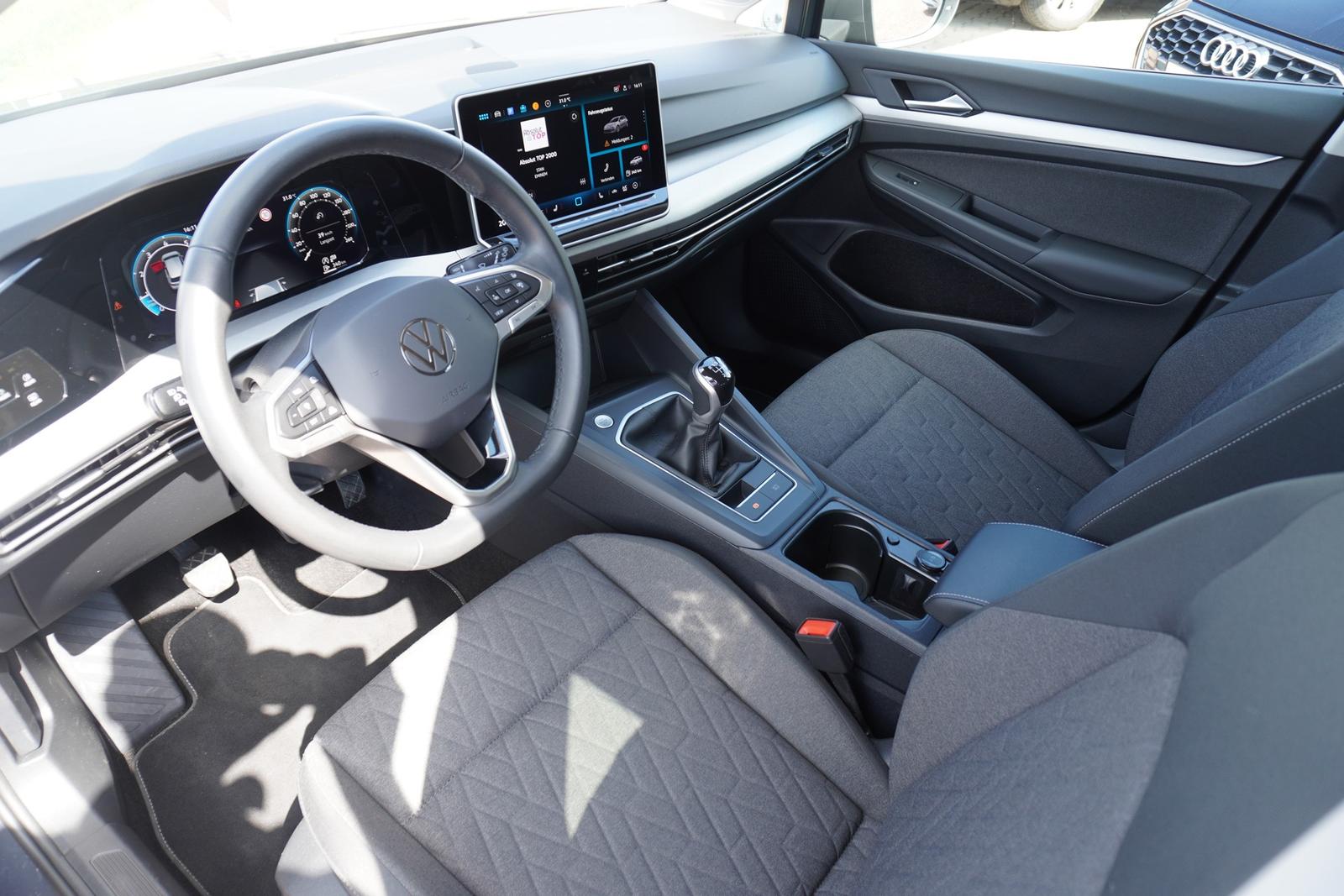 Volkswagen Golf VIII 1.5 TSI Life LED ACC Android Apple PDC, миниатюра 8