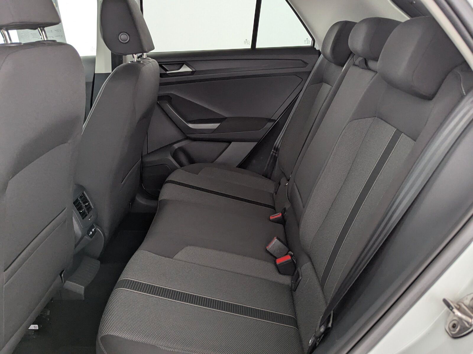 Volkswagen T-Roc 1.0 TSI Life OPF (EURO 6d) LED+NAV+SHZ+PDC foto 16