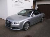 Audi A4 Cabriolet 2.0 TDI S LINE Zahnriemen gewechsel - Audi A4: 3 Türen