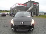 Peugeot 5008 Active - Peugeot 5008 aus 2012