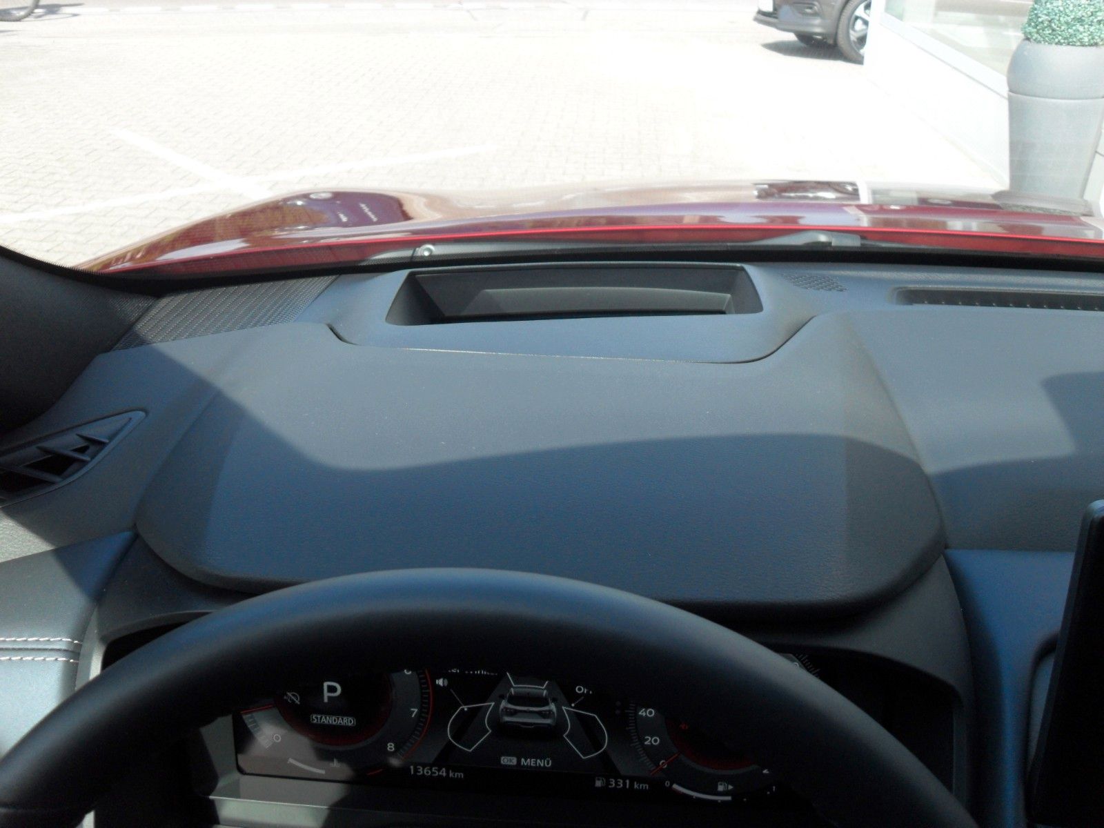 Fahrzeugabbildung Nissan Qashqai 1,3  Tekna | HeadUp | Teilleder | 360°