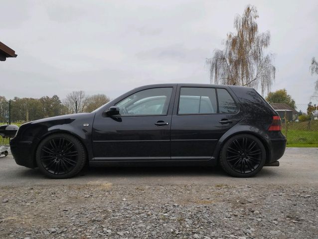 Volkswagen Verkaufe Golf 4 GTI schwarz met