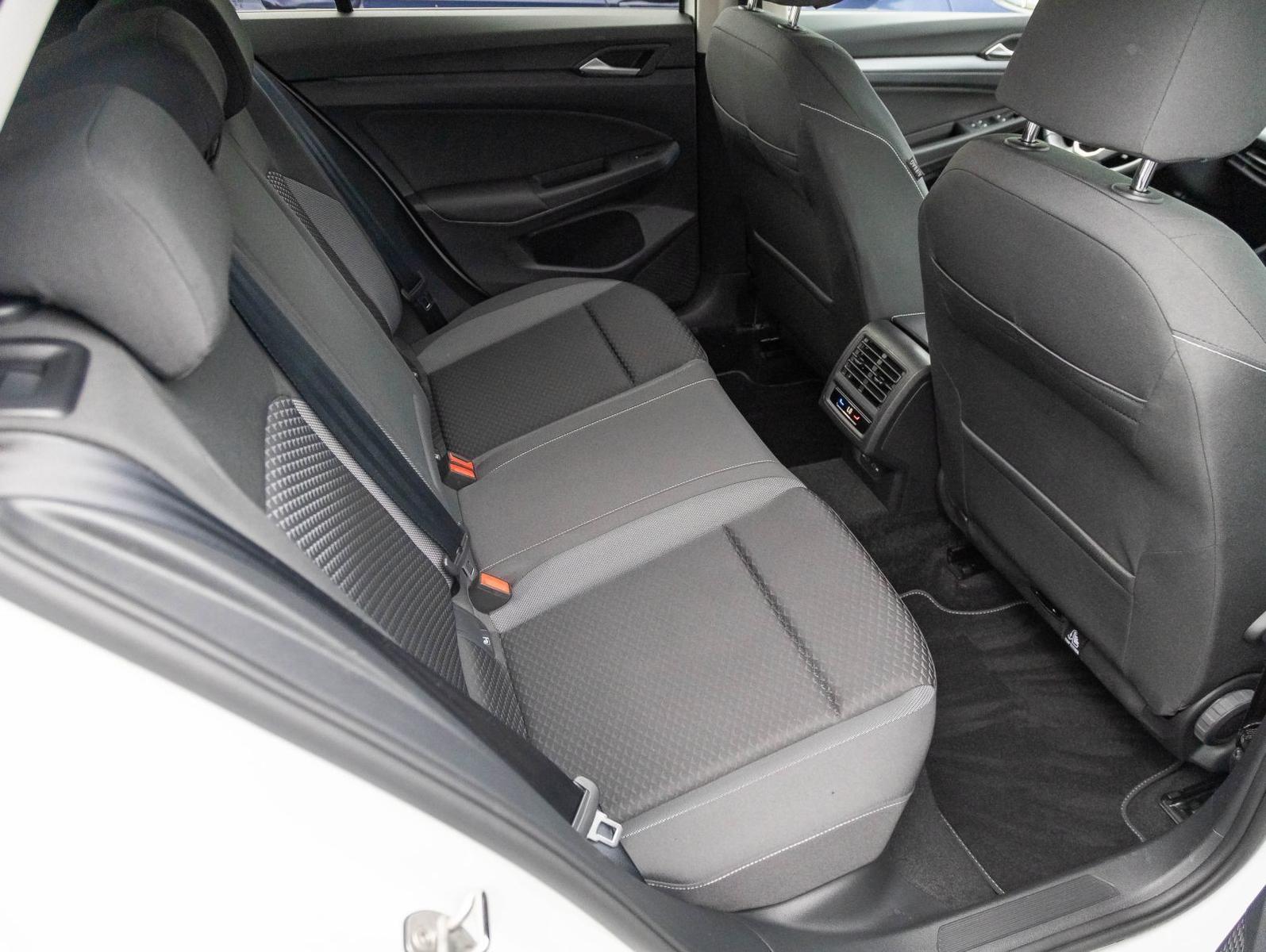 Volkswagen Golf VIII 1.5 eTSI "ACTIVE" DSG Navi LED Digital, миниатюра 15