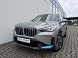 BMW iX1 xDrive 30 AD AHK-klappbar AHK Navi Digitales - silberne BMW iX1