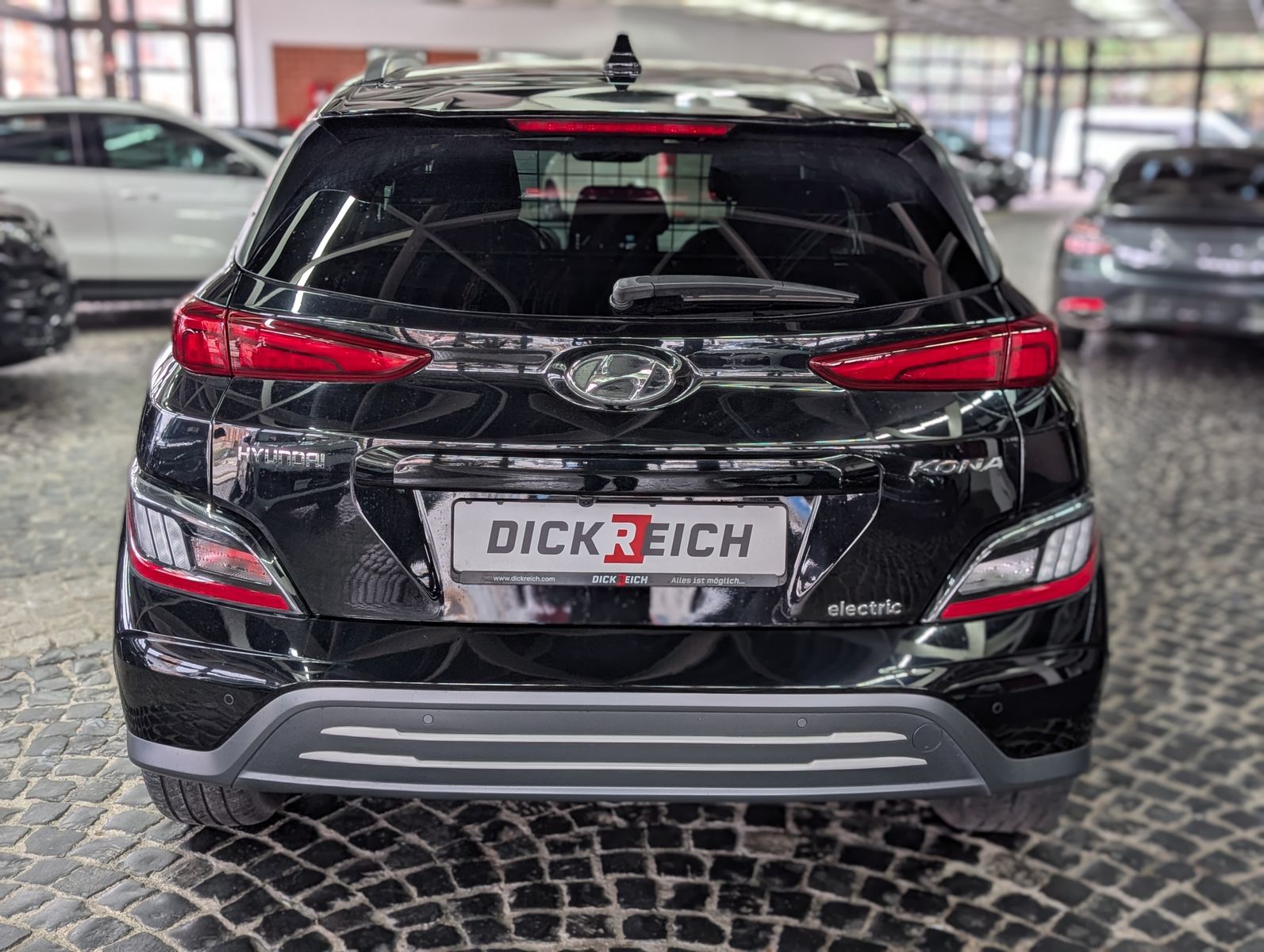 Fahrzeugabbildung Hyundai Kona Prime EV HUD AHK SHZ KAM LED ACC SoH 97%