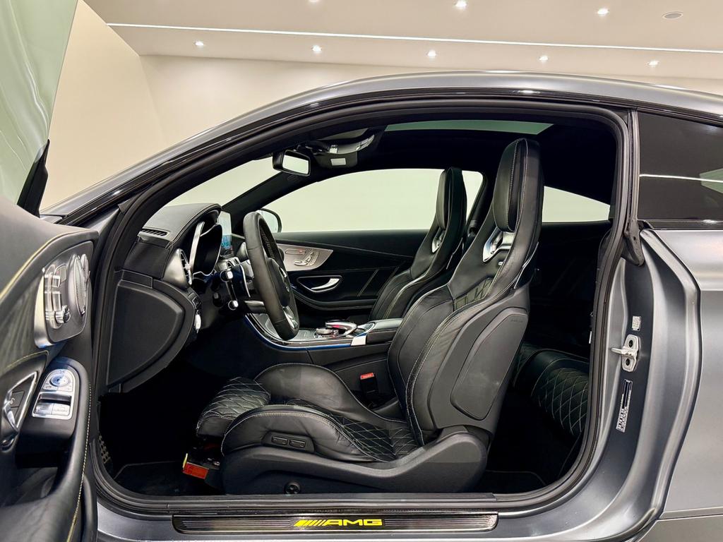 Mercedes-Benz C 63 AMG