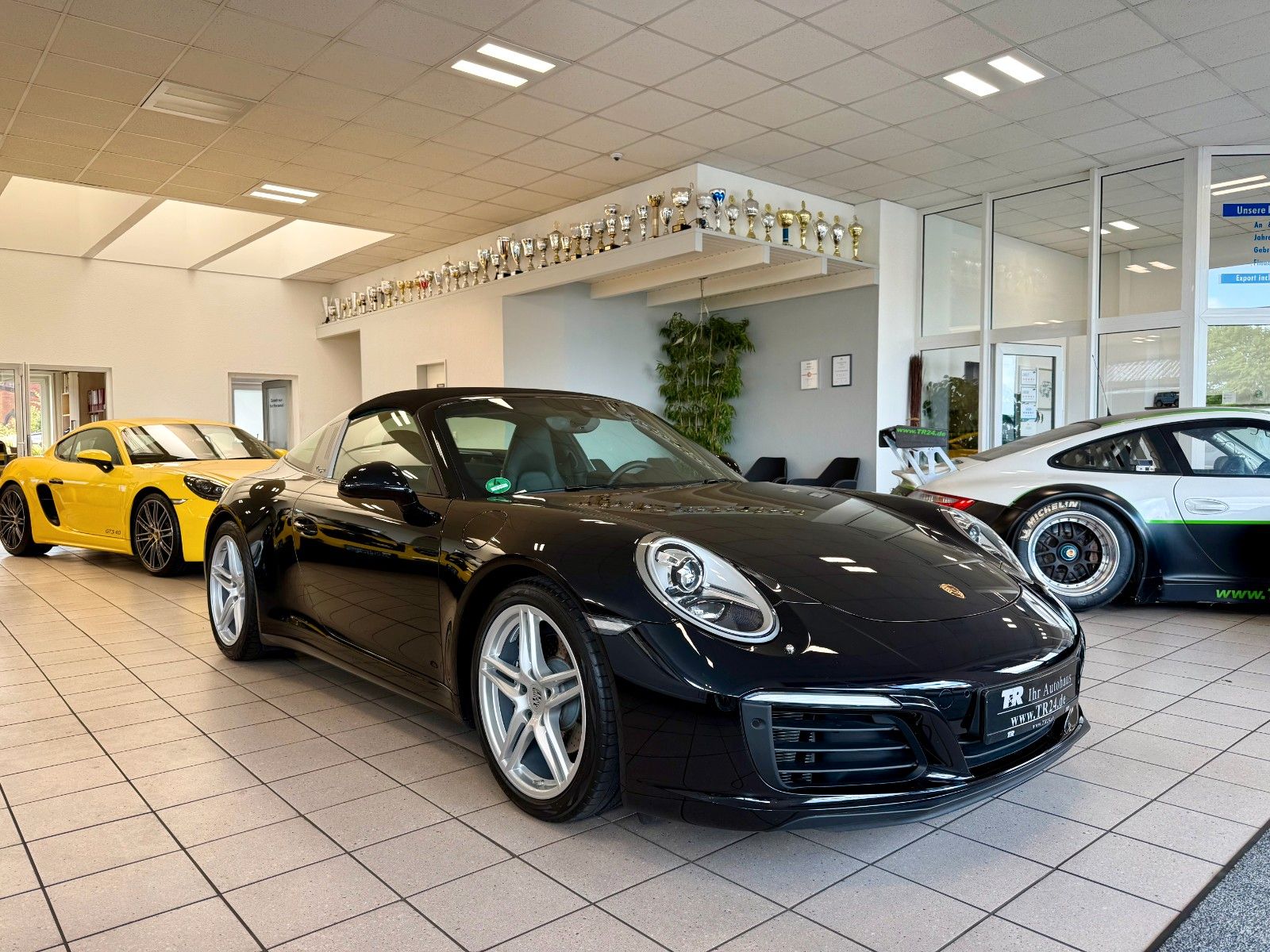 Fahrzeugabbildung Porsche 911 991 Targa 4 PDK SportChrono/BOSE/Kamera/DAB
