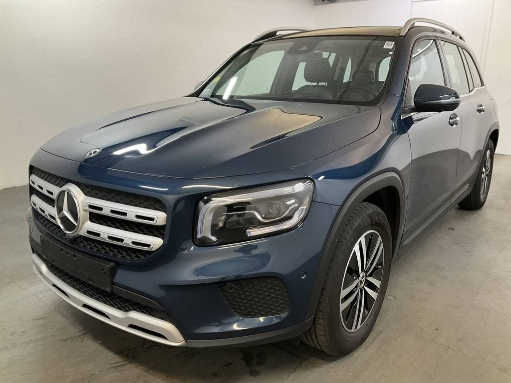 Image of Mercedes-Benz GLB 220