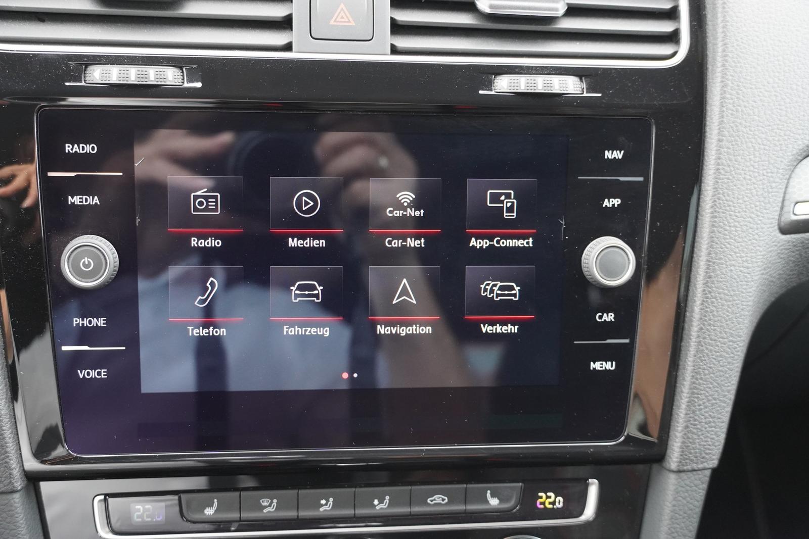 Volkswagen Golf VII 2.0 GTI Performance DSG LED Navi ACC