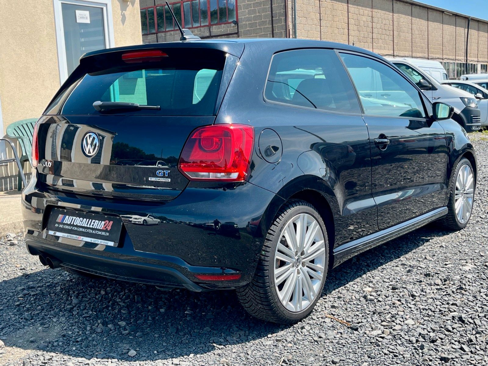 Fahrzeugabbildung Volkswagen Polo V 1.4 TSI BlueGT Navi Leder 1.HD SCHECKHEFT