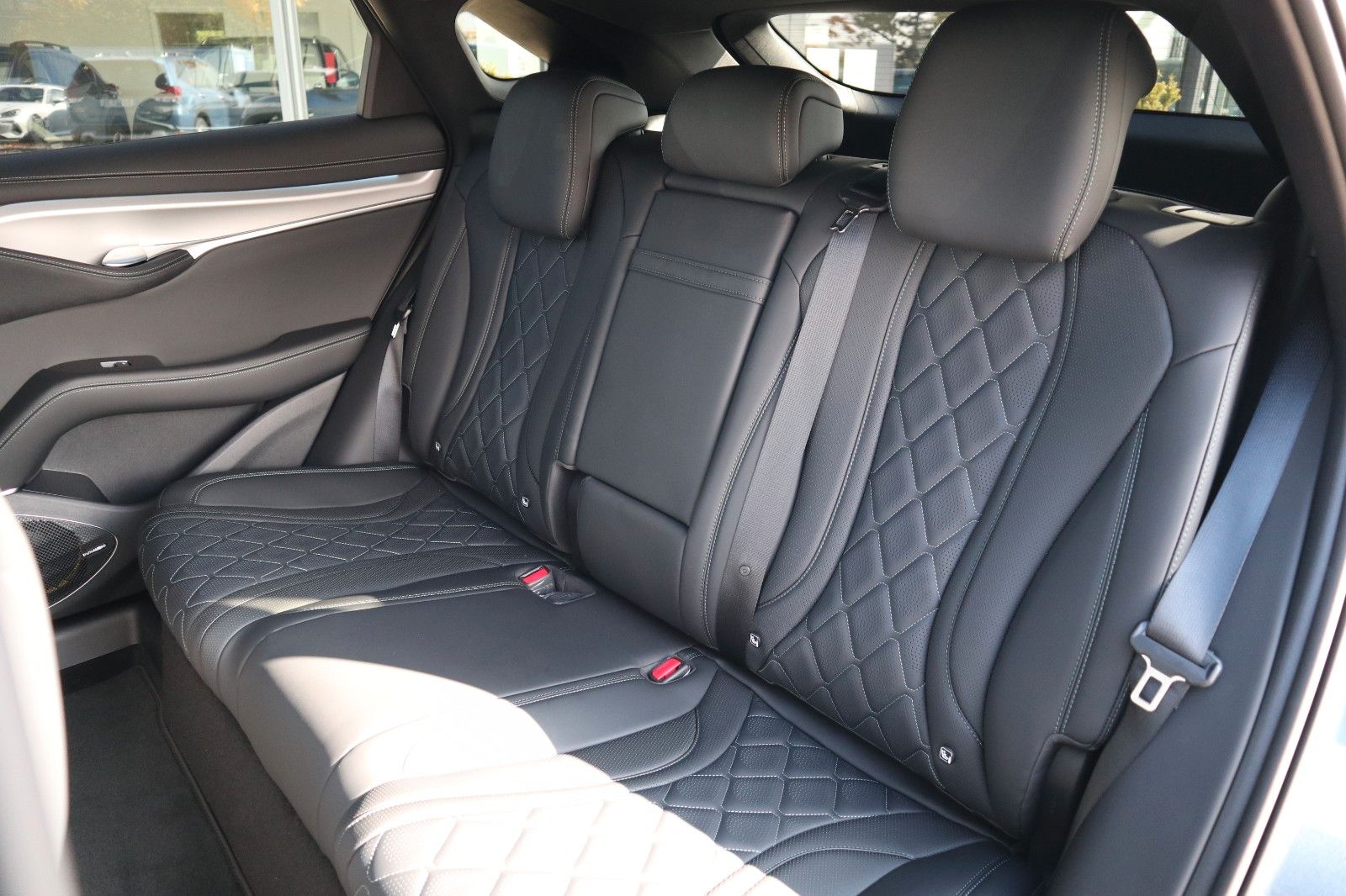 BYD SEALION 7 - Bild 25