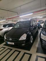 Kia Carnival - gebrauchte Kia Carnival aus dem Jahr 2009