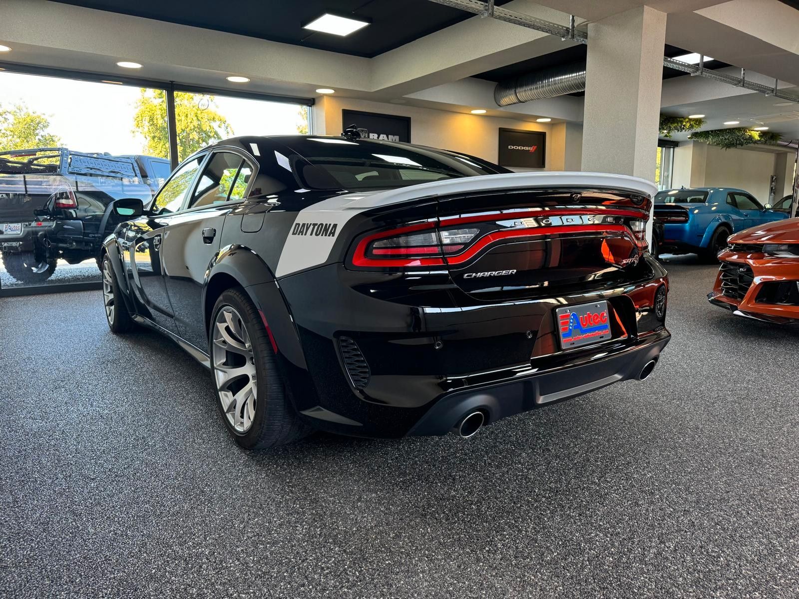 Fahrzeugabbildung Dodge SRT HELLCAT DAYTONA WIDEBODY NR. 486 VON 501