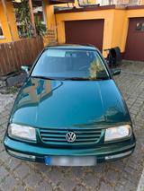 Volkswagen VW JETTA/VENTO mit nur 120000 km - Volkswagen Jetta 1KM