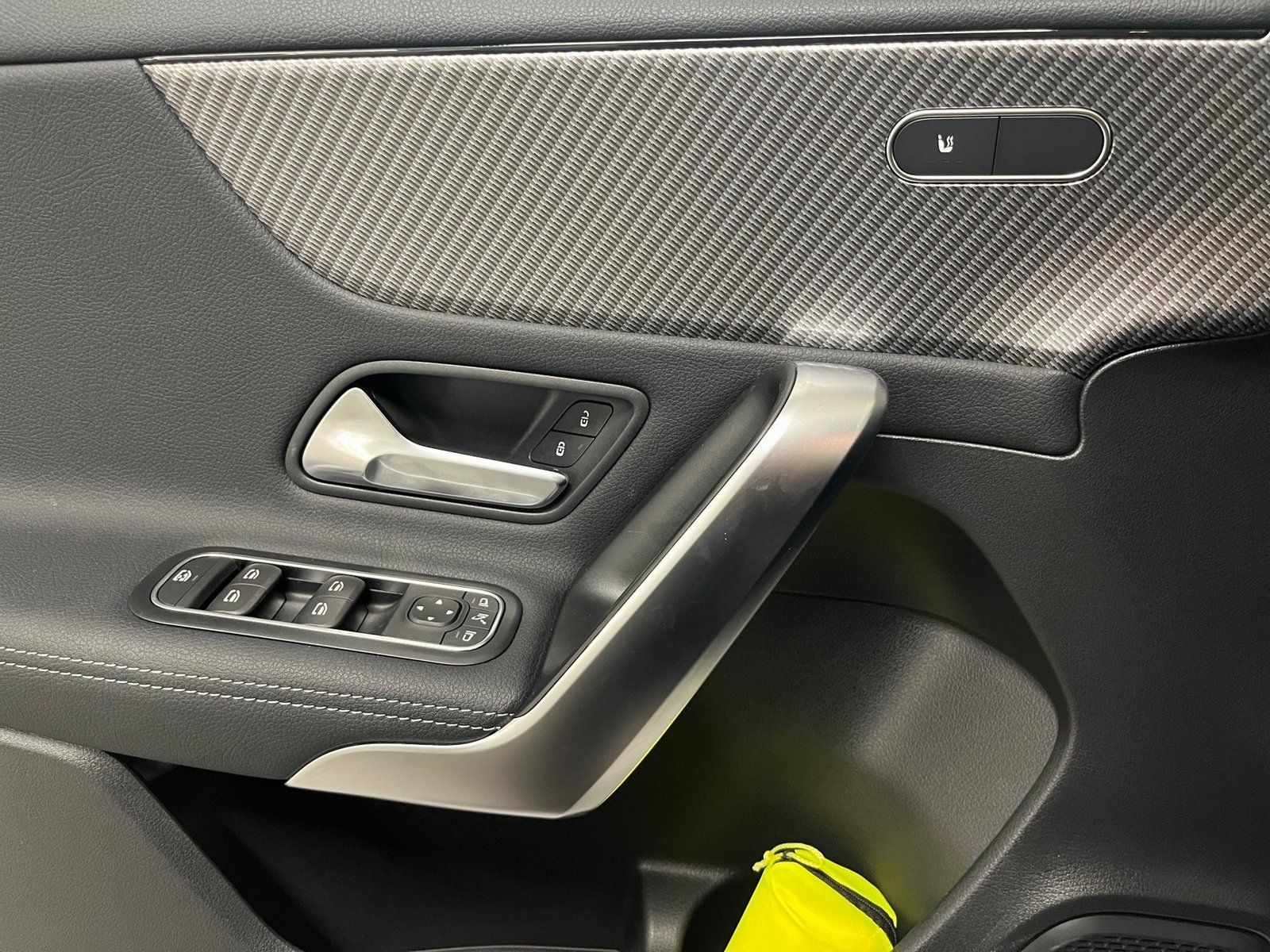 Fahrzeugabbildung Mercedes-Benz A 200 Progressive*LED*Kamera*Spurhalte*SHZ*Wide*