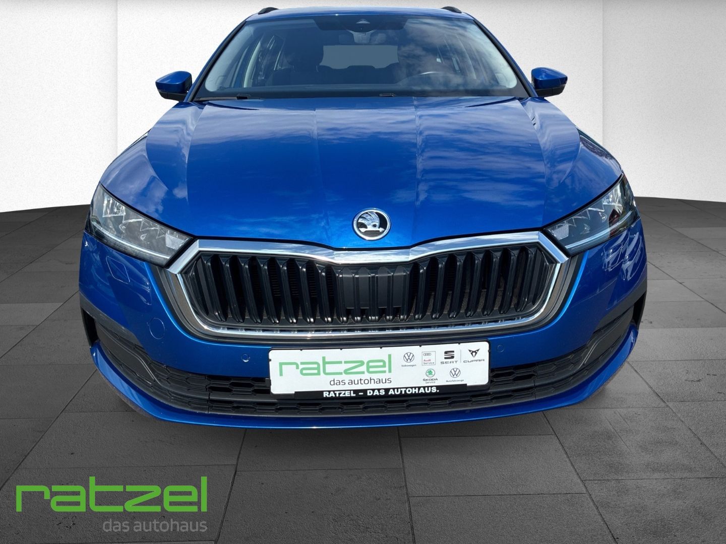 Fahrzeugabbildung SKODA Octavia Combi Ambition 2.0 TDI Navi AHK-klappbar