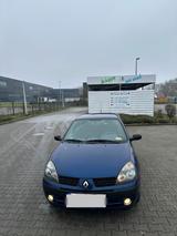 Renault Clio - gebrauchte Renault Clio aus dem Jahr 2002