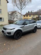 Land Rover Range Rover Evoque 2.0 TD4 132 kW SE Autom. SE - silberne Land Rover Range Rover Evoque