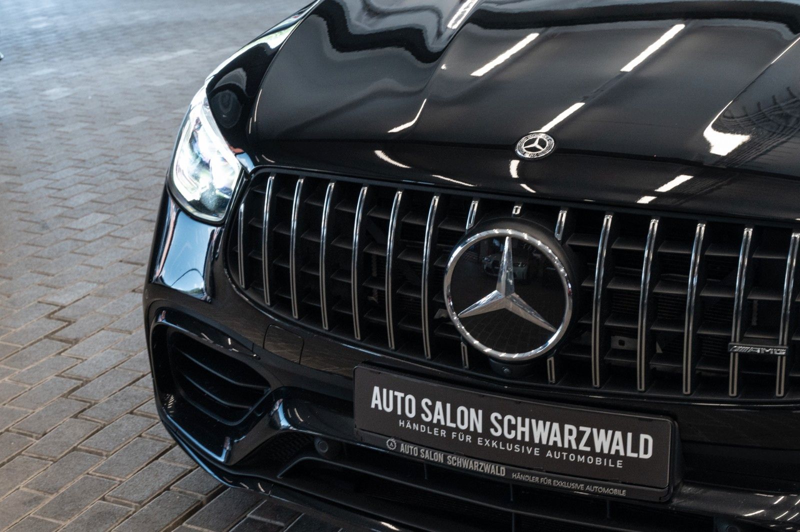 Daumennagel 10 - Mercedes-Benz GLC 63S AMG 4Matic|CARBON|PANO|HEAD-UP|VOLL