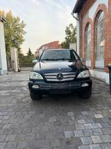 Mercedes-Benz Ml 270 CDi - gebrauchte Mercedes-Benz ML 270 aus dem Jahr 2001
