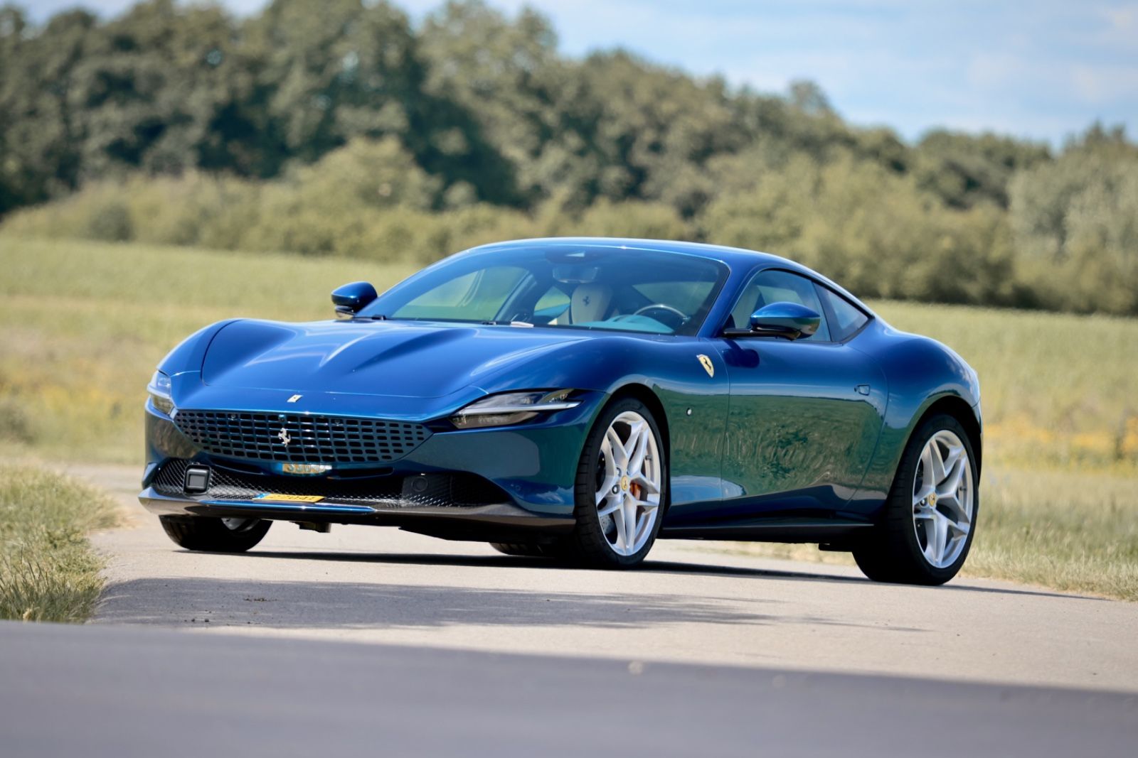 Ferrari Roma - Only 1900 km - 89 000 € of options imagem 3