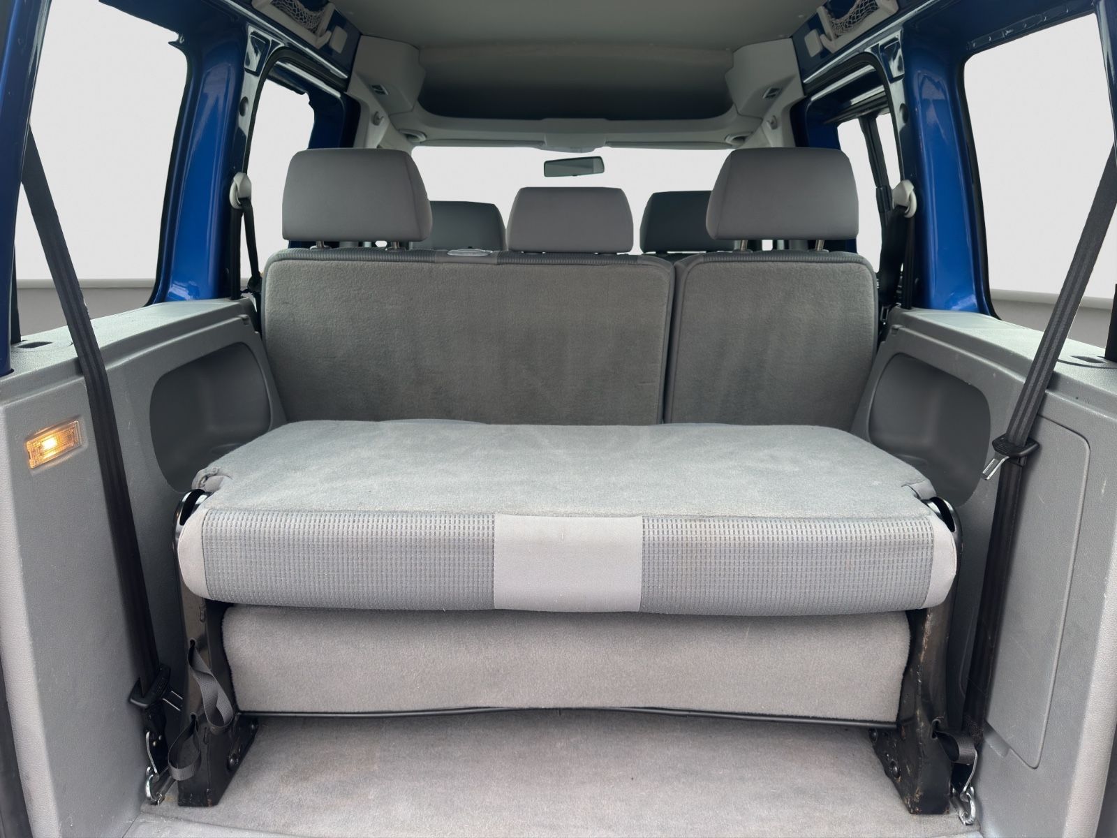 Fahrzeugabbildung Volkswagen Caddy Life/Klima/7-Sitzer/TÜV-07.2027/
