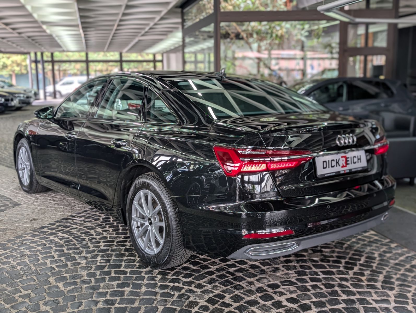 Fahrzeugabbildung Audi A6 Lim 40 TDI S-Tronic MHEV AHK VIRT SHZ KAM LED