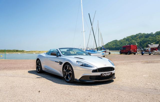 Aston Martin Vanquish S Volante  - V12