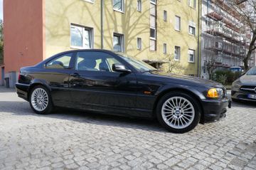 Fahrzeugabbildung BMW 318Ci