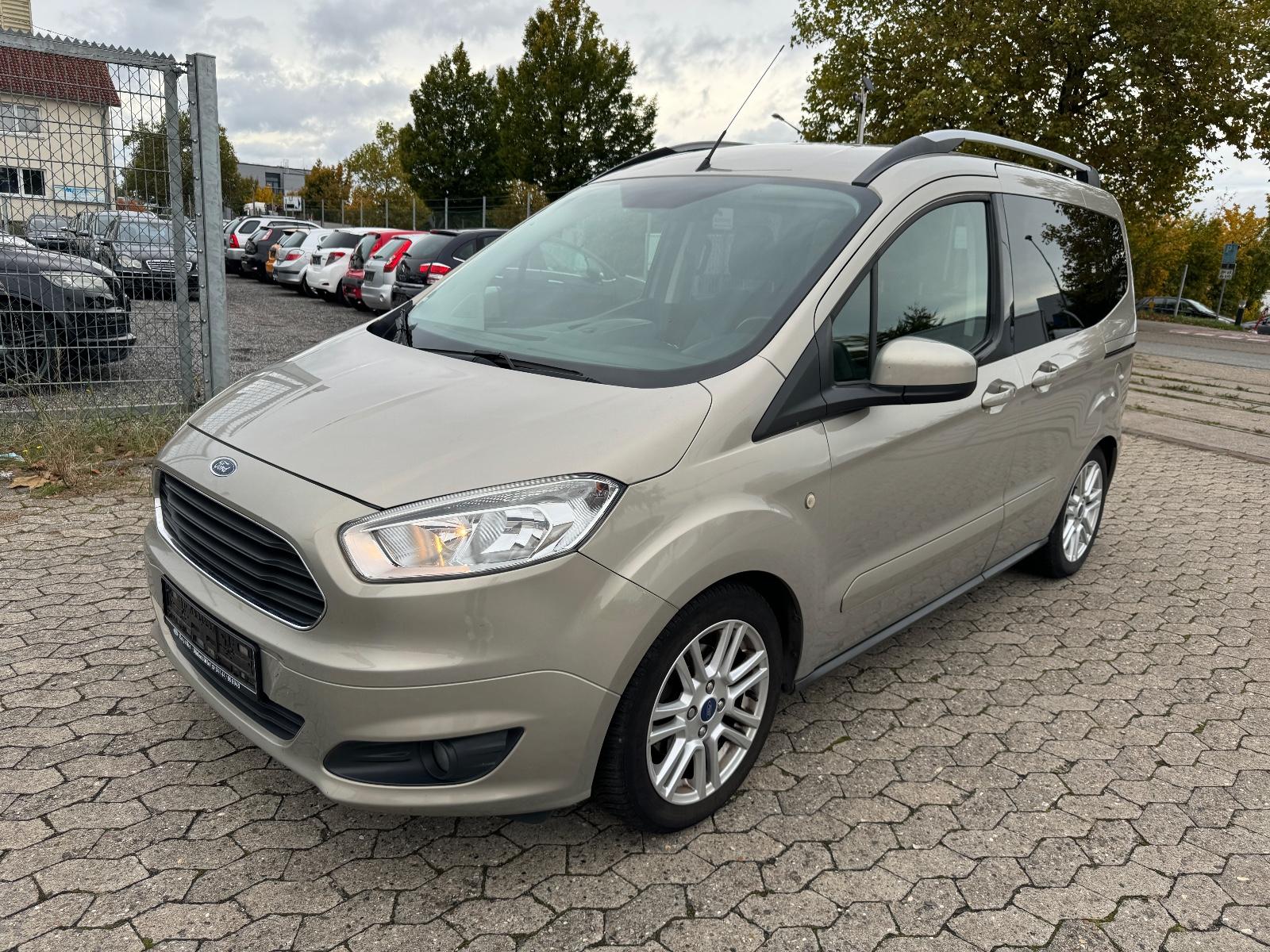 Ford Tourneo Courier Titanium*Klimatr*98tkm*