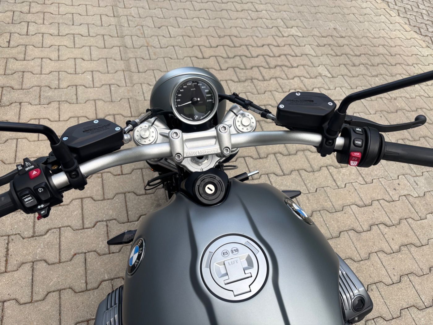 Fahrzeugabbildung BMW R nine T Scrambler