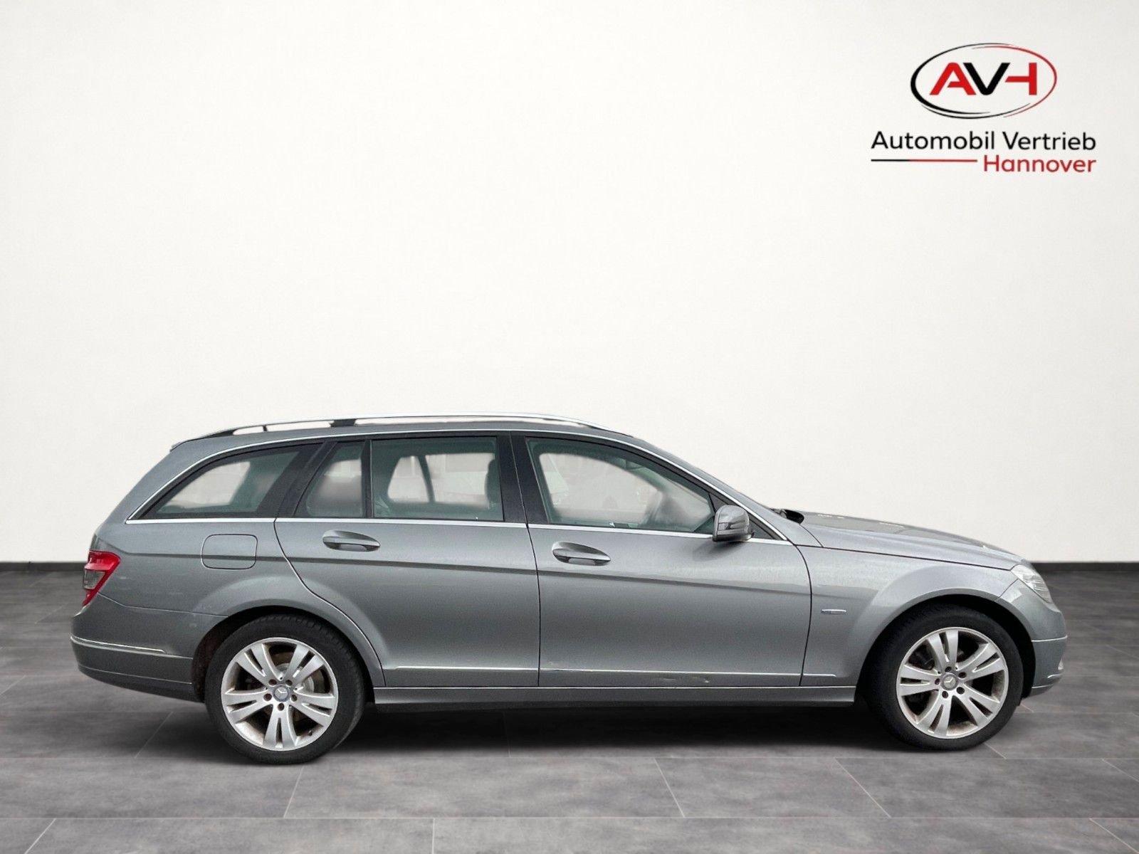 Mercedes-Benz C220 2011 — photo 5