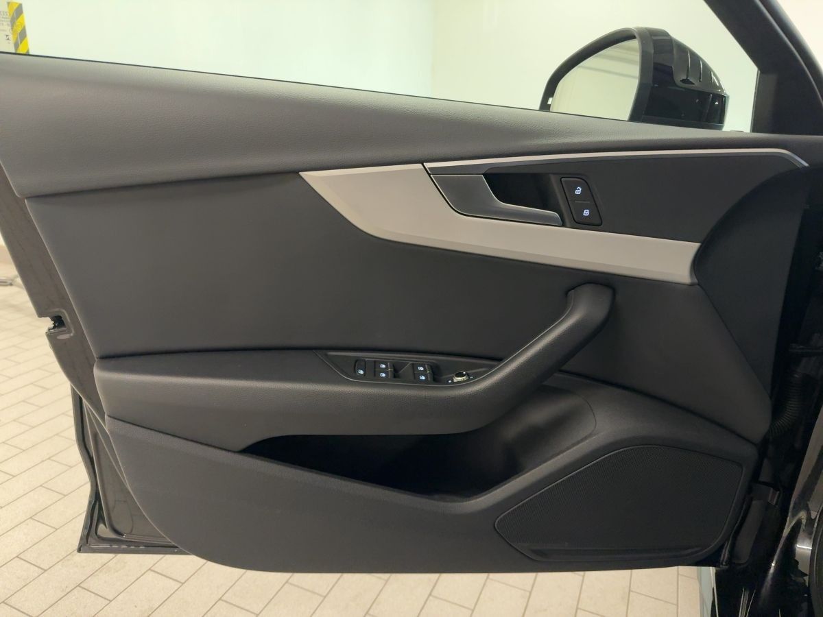 Audi A4 - Bild 17