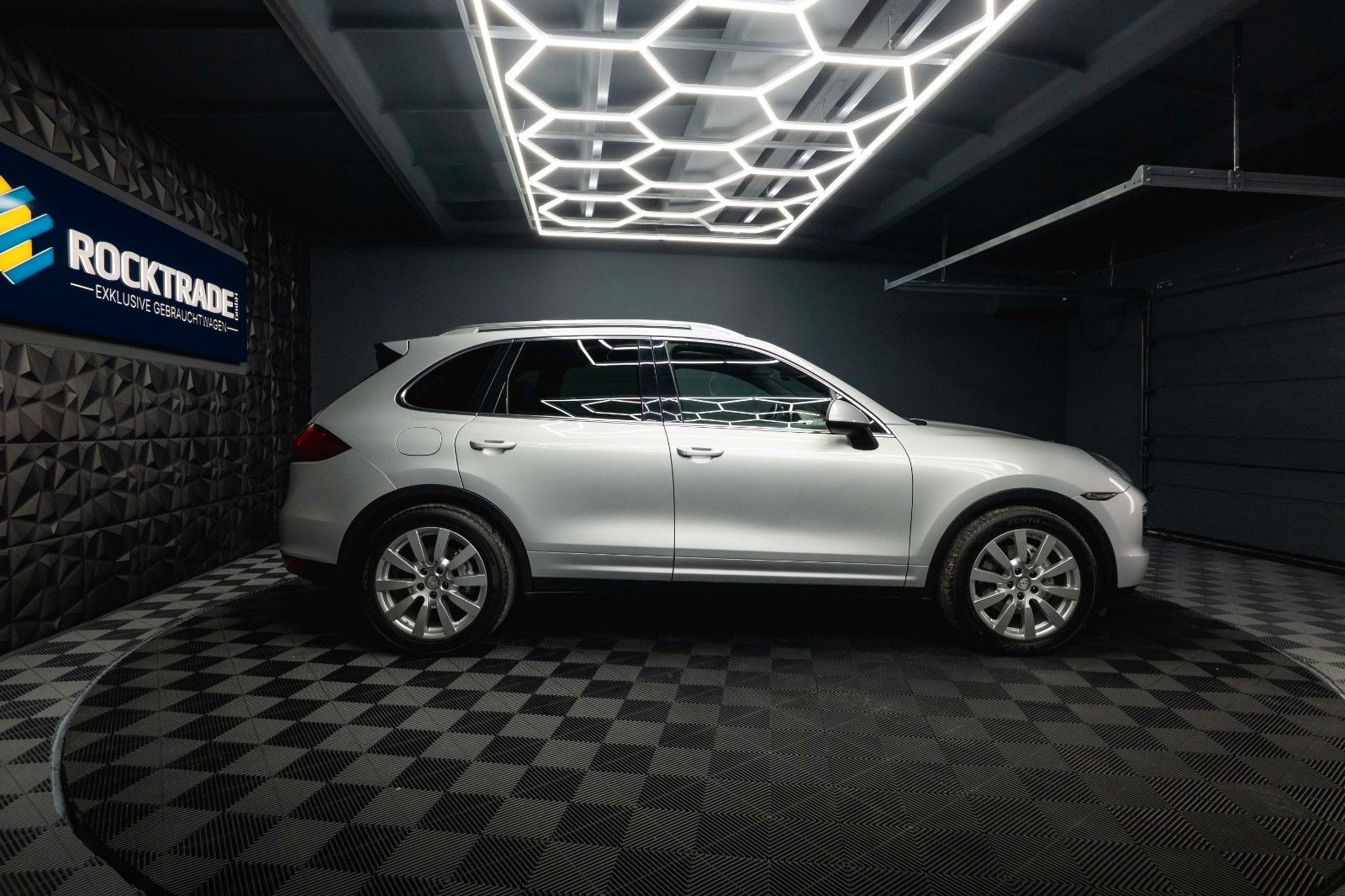 Fahrzeugabbildung Porsche Cayenne S 4.8 Sport *Top Zustand*Sportauspuff*