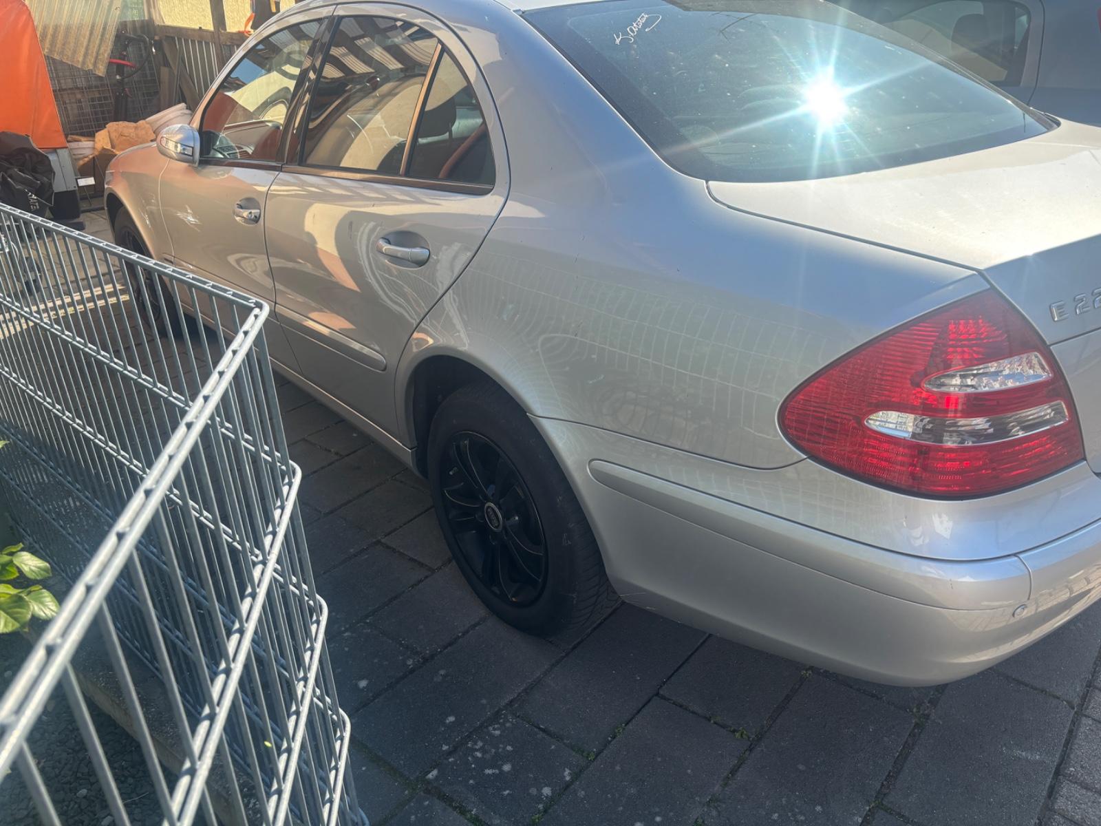 Mercedes-Benz E 220 CDI CLASSIC Classic