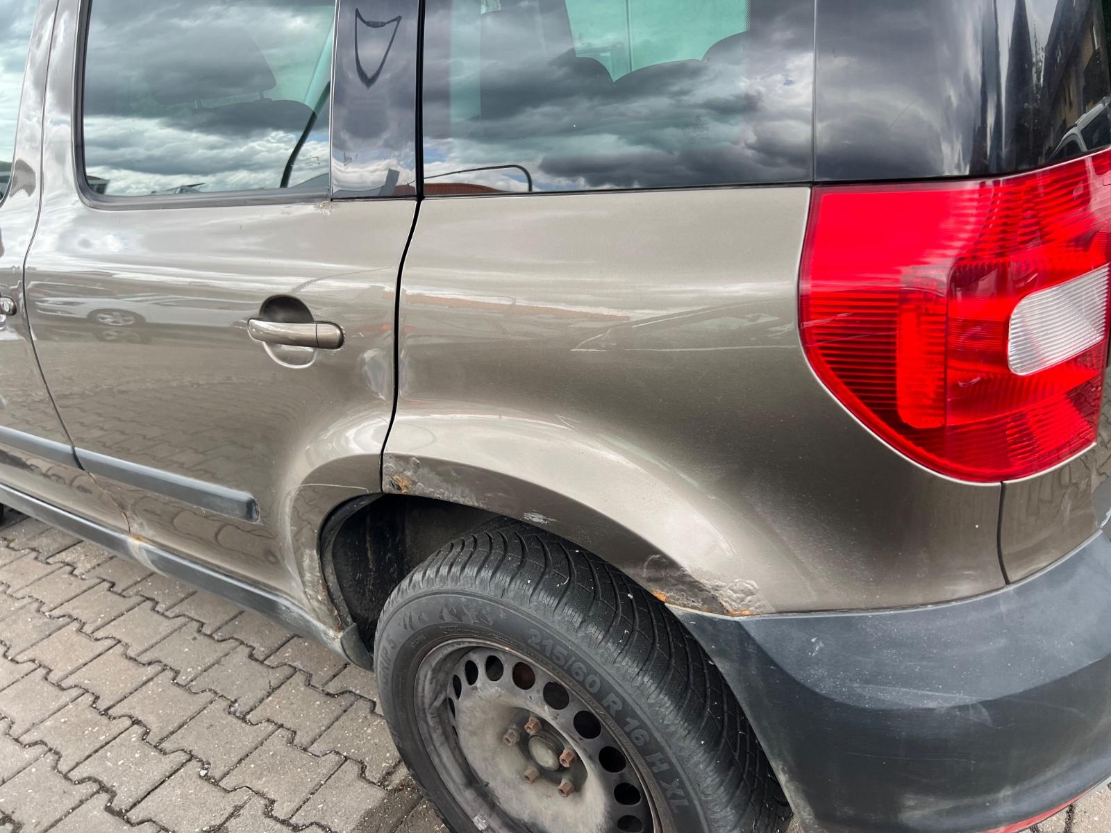 Skoda Yeti 2012 — photo 8