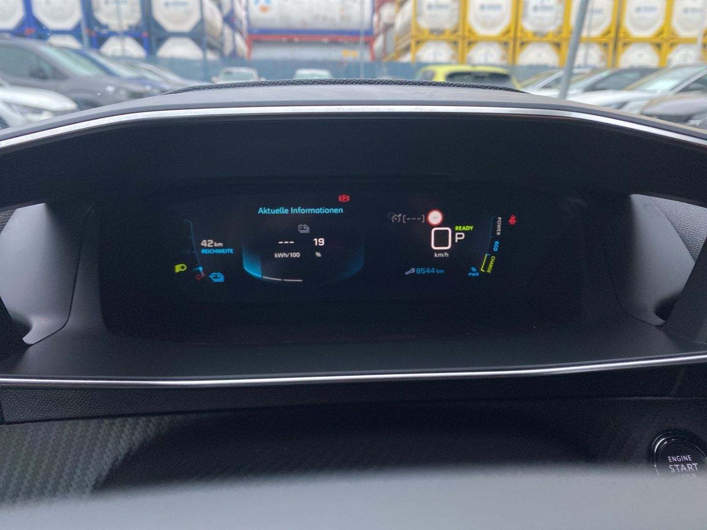 Fahrzeugabbildung Peugeot 2008 e- GT Elektromotor 136 *Sitzheizung*ACC*Kam