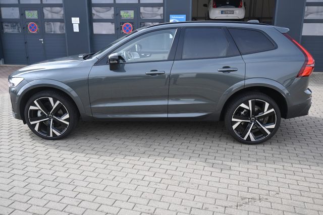 Volvo XC60 B5 B  Ultra Dark AWD*B&W*PANO*LUFT*AHK*